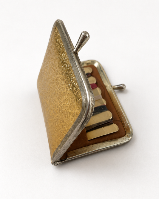 Vintage Compact Sewing Kit
